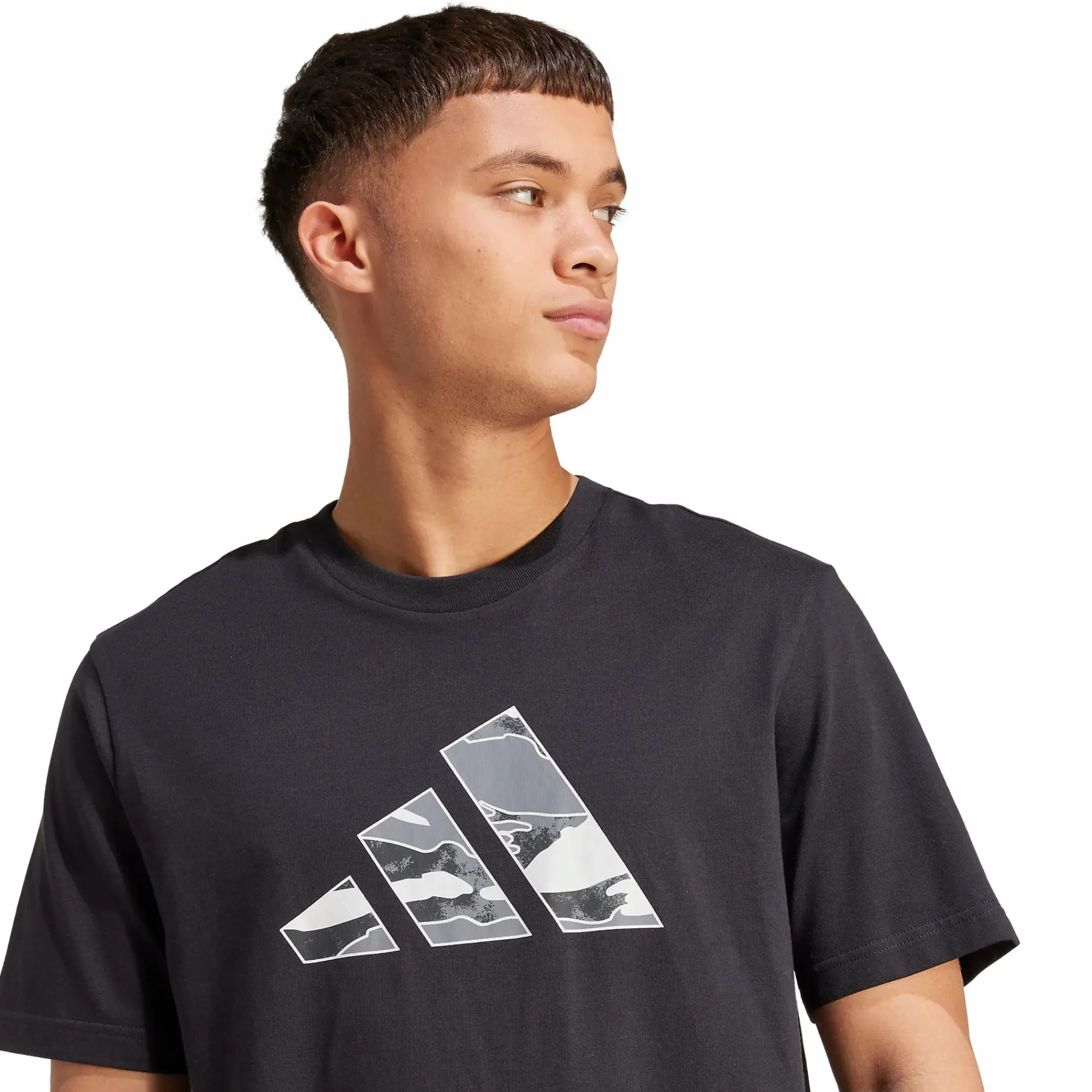 ADIDAS m camo logo tee- T-skjorter Og Singlet·T-skjorter